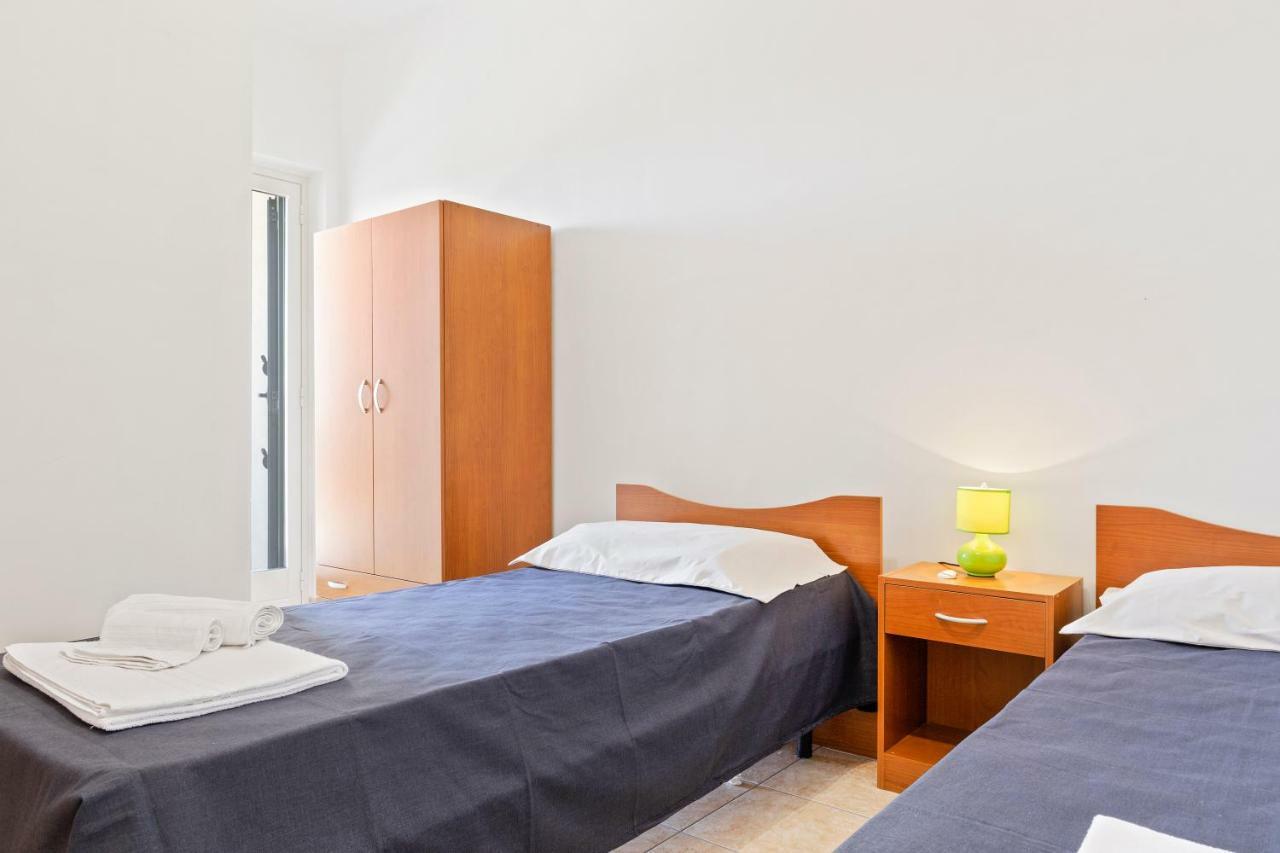 Focallo Seaside Holiday Flat Santa Maria Del Focallo Eksteriør bilde